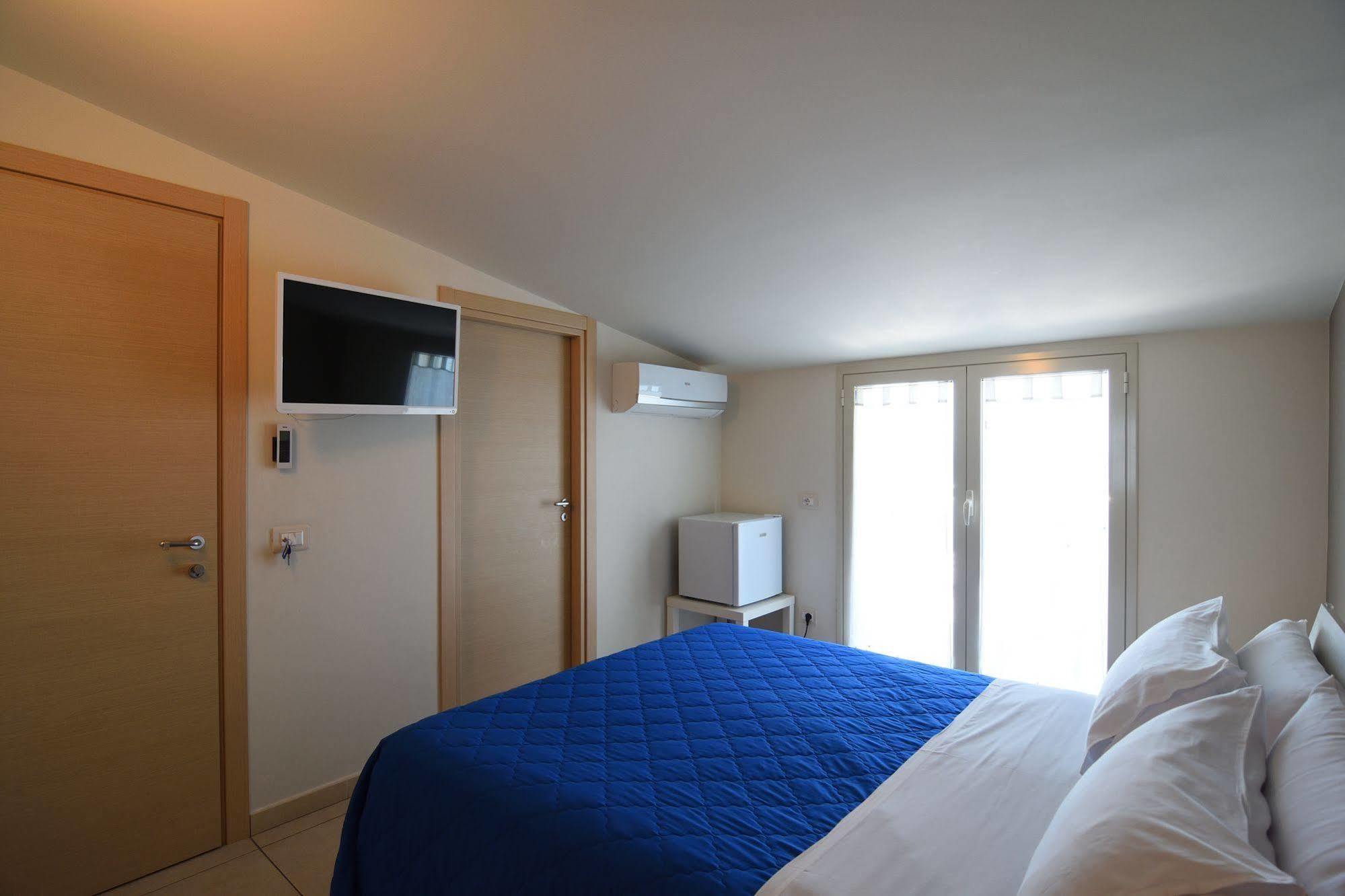 Nina B&B Giardini Naxos Εξωτερικό φωτογραφία