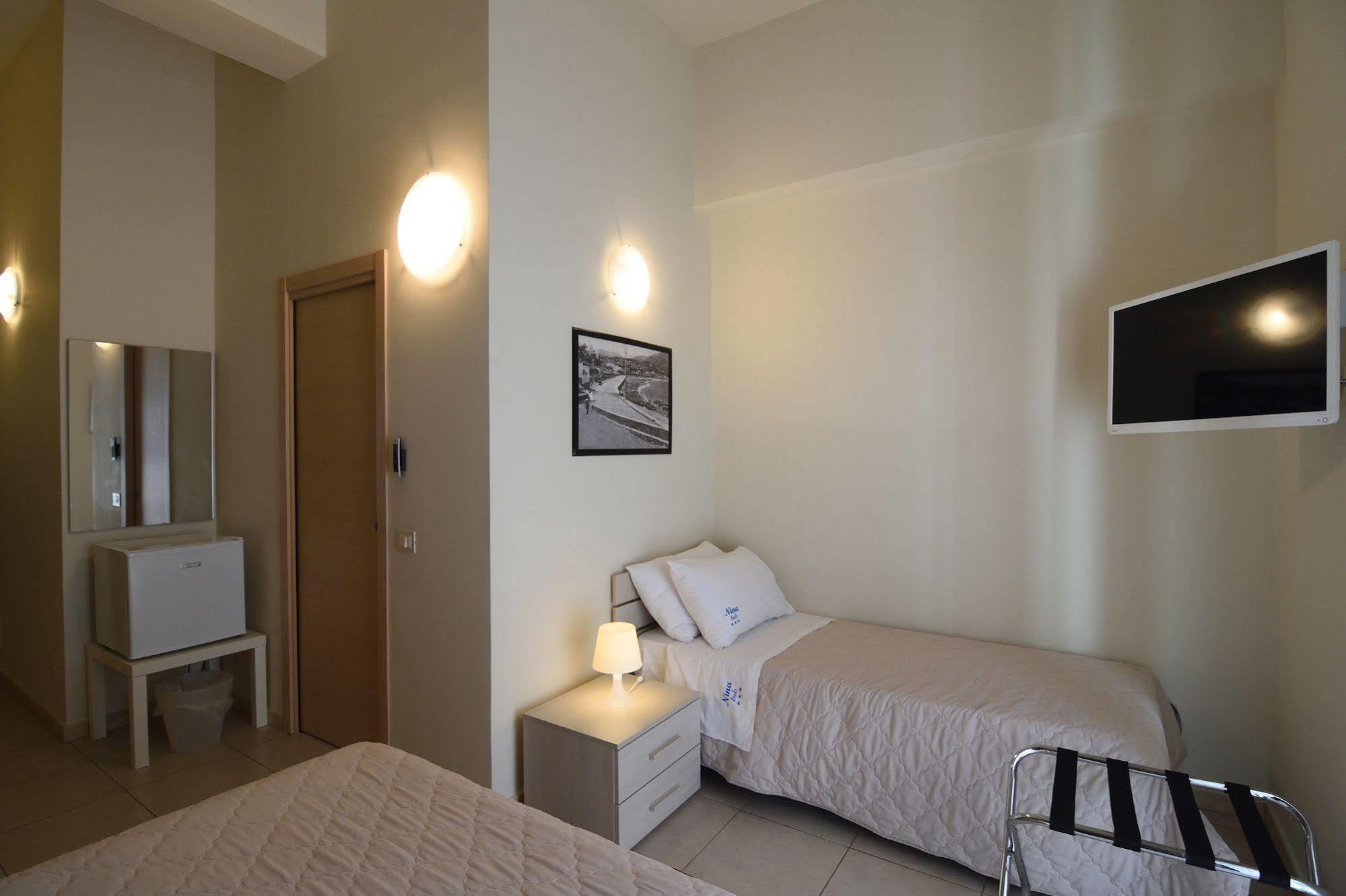 Nina B&B Giardini Naxos Εξωτερικό φωτογραφία