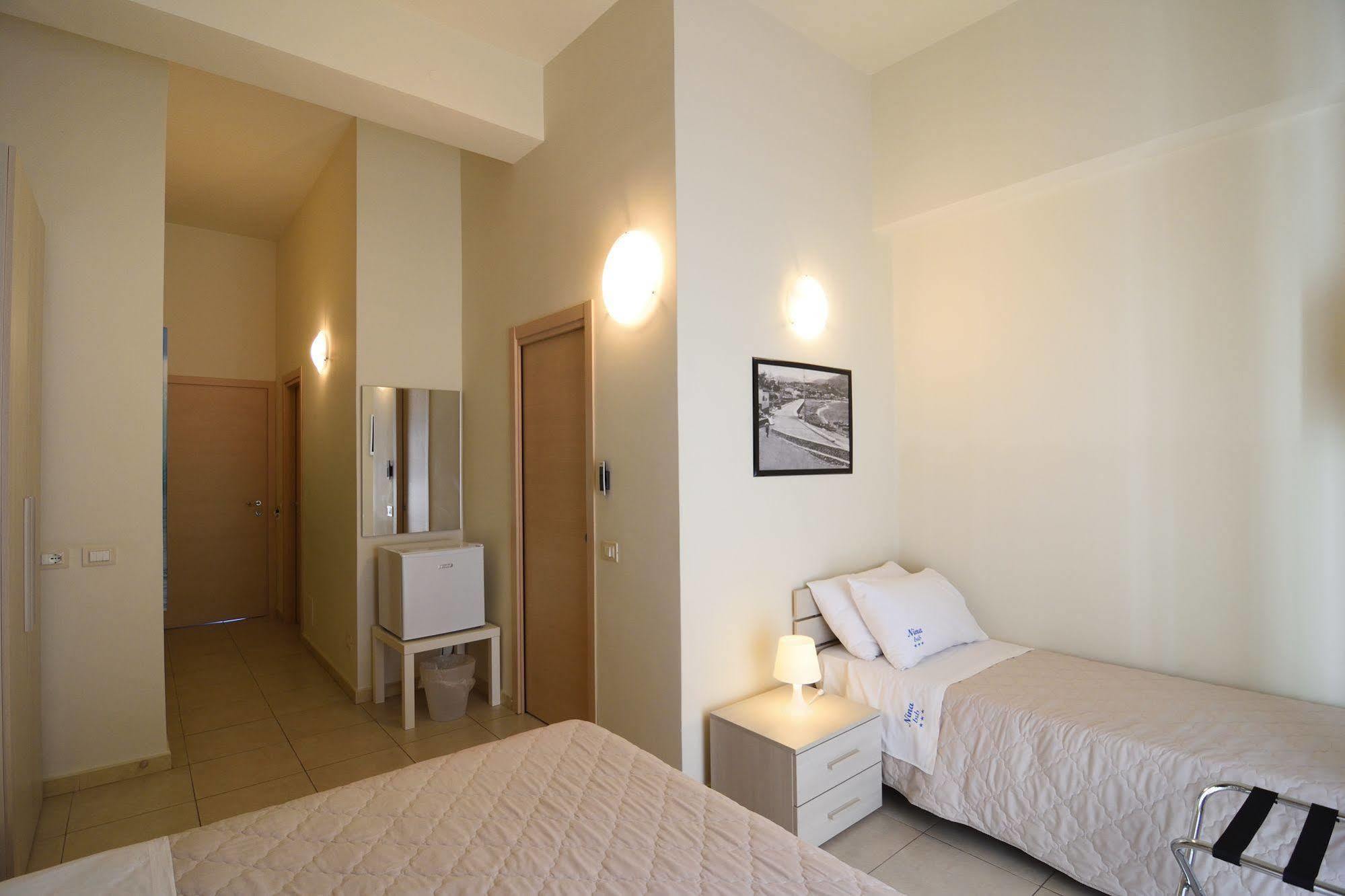 Nina B&B Giardini Naxos Εξωτερικό φωτογραφία